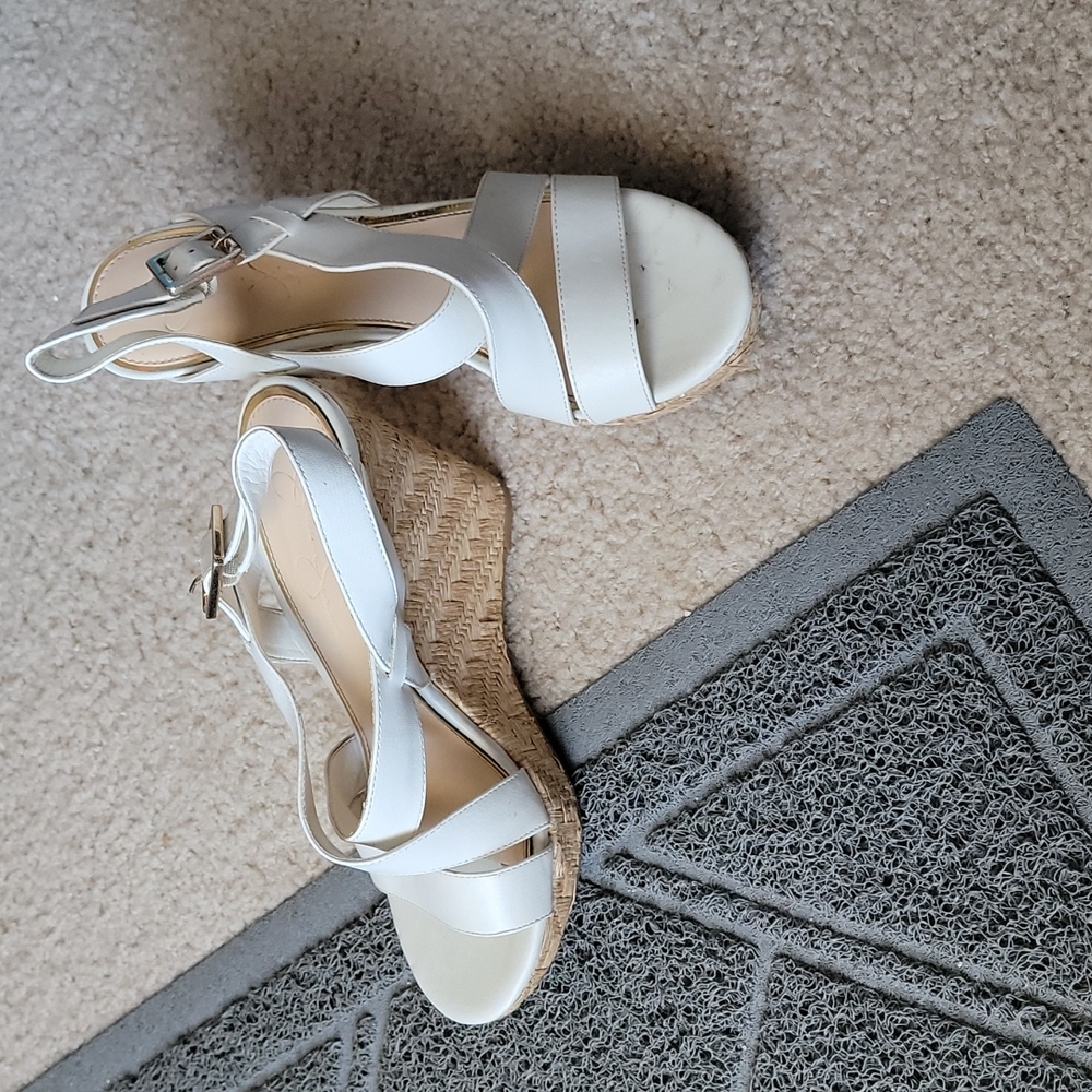 Jessica simpson wedges